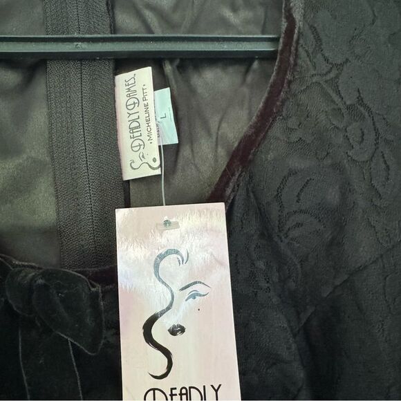 NWT Je TAdore Wiggle Dress Micheline Pitt for Deadly Dames Size Large - Picture 6 of 8